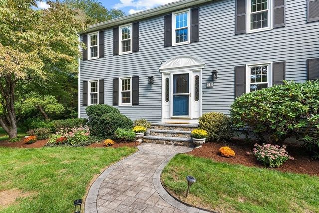 18 Fredric Ln, Mansfield, MA 02048