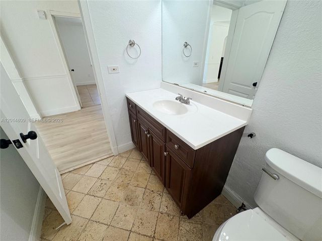 9620 Kendale Blvd, Miami, FL 33176
