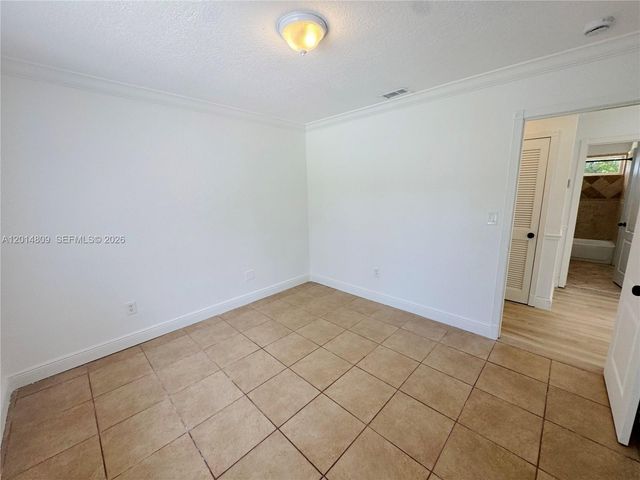 9620 Kendale Blvd, Miami, FL 33176