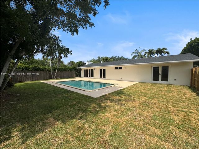 9620 Kendale Blvd, Miami, FL 33176