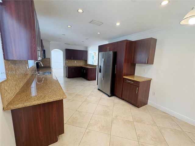 9620 Kendale Blvd, Miami, FL 33176