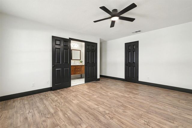 107 Shady Oak DR, Georgetown, TX 78628