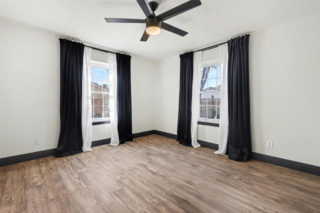 107 Shady Oak DR, Georgetown, TX 78628