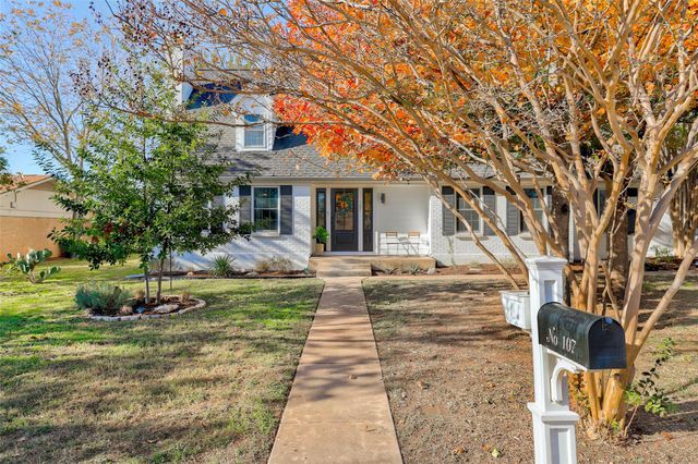 107 Shady Oak DR, Georgetown, TX 78628