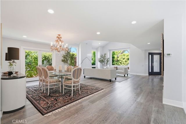19545 Woodlands Dr, Huntington Beach, CA 92648