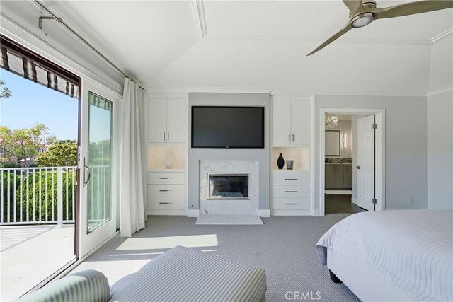 19545 Woodlands Dr, Huntington Beach, CA 92648