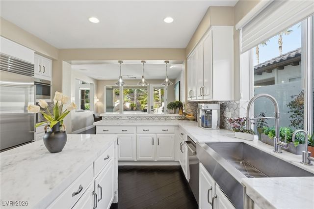 11406 Sandstone Ridge Drive, Las Vegas, NV 89135