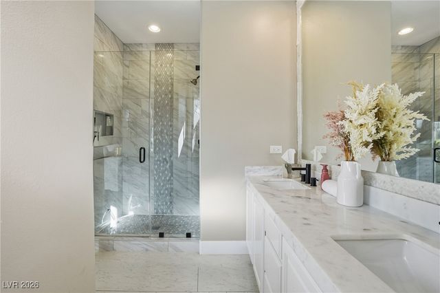 11406 Sandstone Ridge Drive, Las Vegas, NV 89135