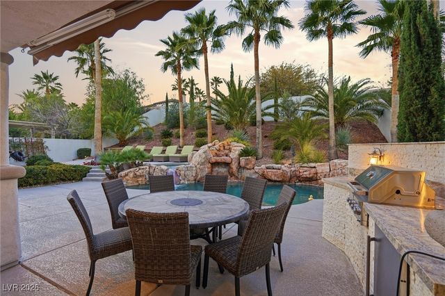 11406 Sandstone Ridge Drive, Las Vegas, NV 89135