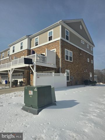 4111 HATLEY PL, White Plains, MD 20695