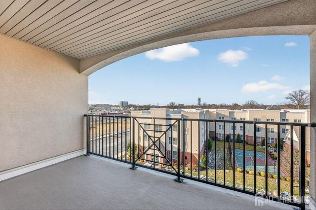 417 Regency Place, Woodbridge Proper, NJ 07095