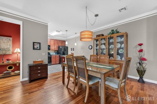 417 Regency Place, Woodbridge Proper, NJ 07095