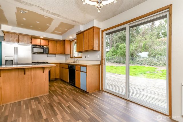 5314 193rd Avenue E, Lake Tapps, WA 98391