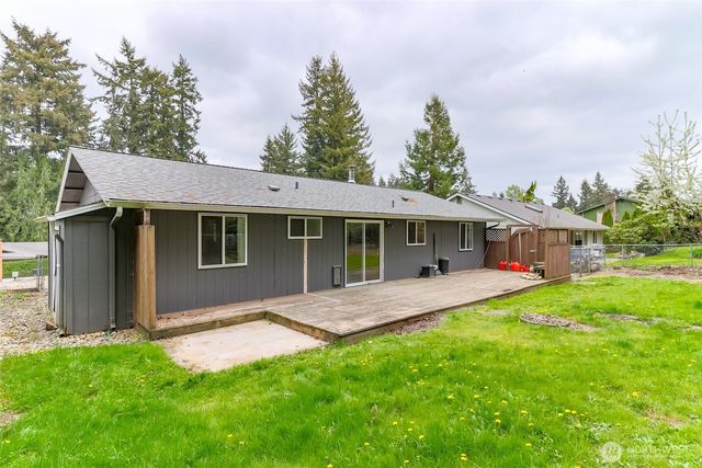 5314 193rd Avenue E, Lake Tapps, WA 98391