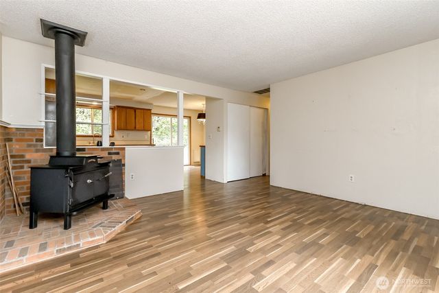 5314 193rd Avenue E, Lake Tapps, WA 98391