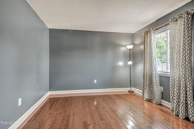 361 Belmont Drive 14, Bristol, TN 37620