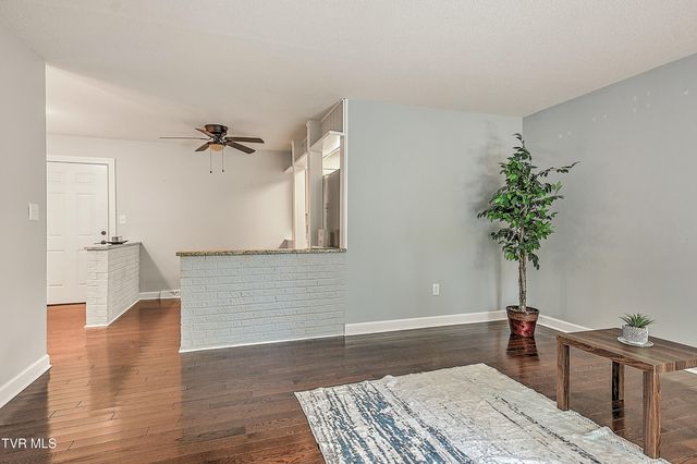 361 Belmont Drive 14, Bristol, TN 37620