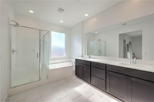 268 Walsh Peak Avenue, Henderson, NV 89015