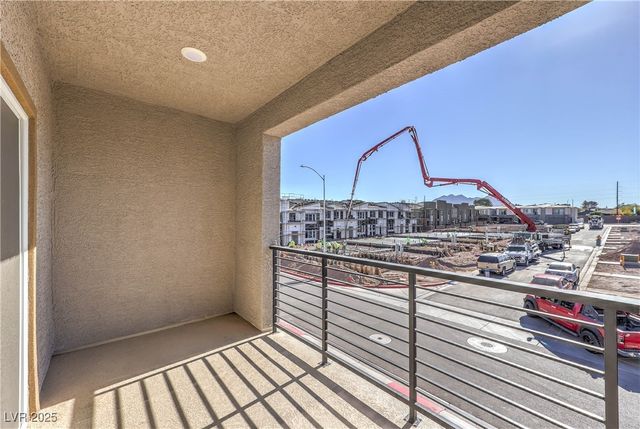 268 Walsh Peak Avenue, Henderson, NV 89015