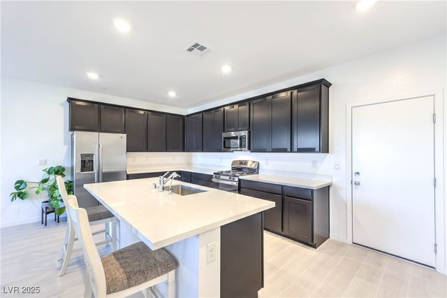 268 Walsh Peak Avenue, Henderson, NV 89015