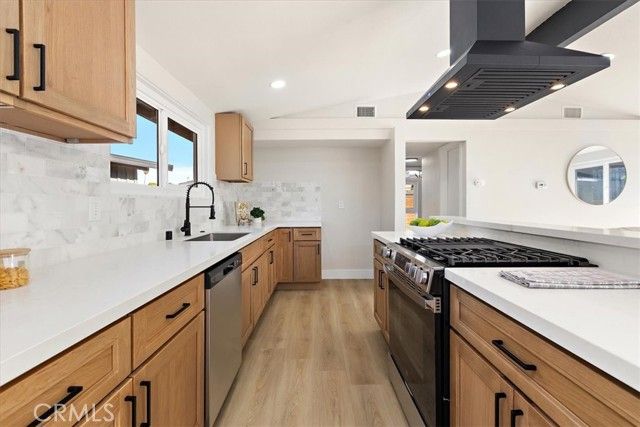 1798 Wright Street, Pomona, CA 91766