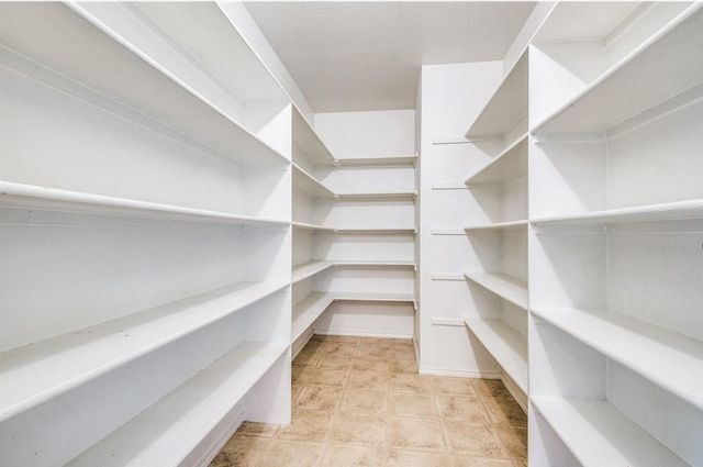 6930 Misty Meadow Lane, Arlington, TX 76002