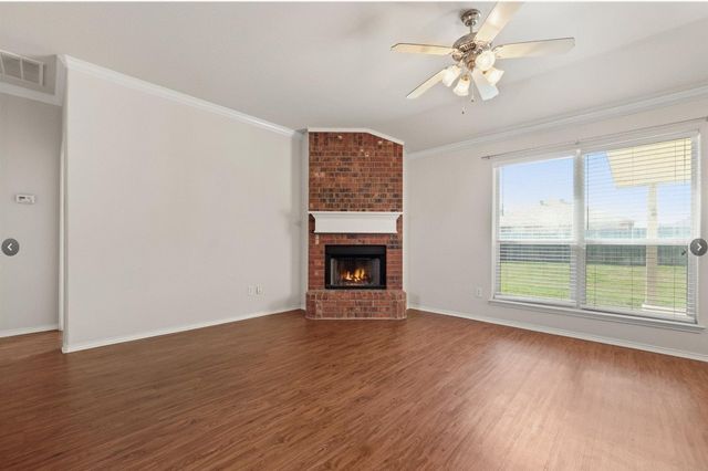 6930 Misty Meadow Lane, Arlington, TX 76002