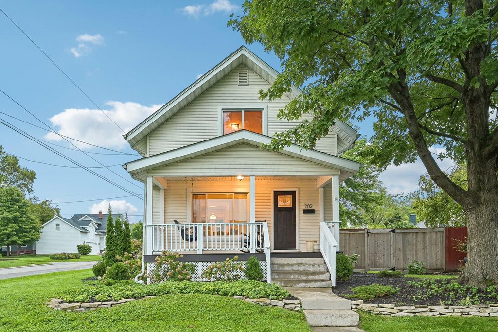 202 Hamilton Avenue, Westerville, OH 43081