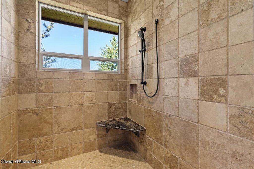 916 S ORION RD, Coeur d'Alene, ID 83814 photo 33