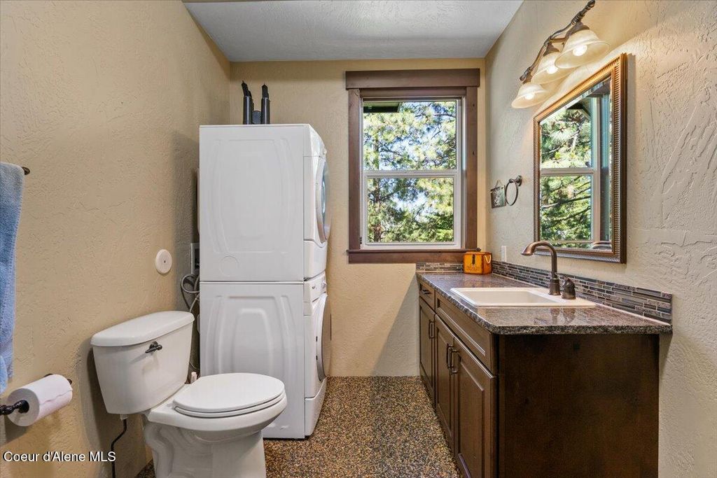 916 S ORION RD, Coeur d'Alene, ID 83814 photo 58