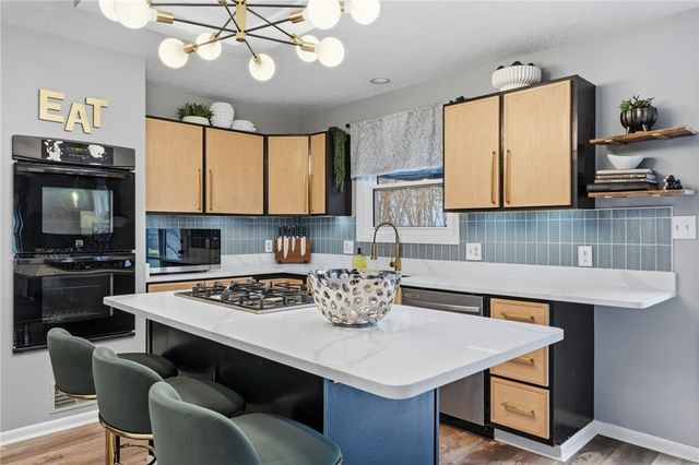 7018 Franklin Road, Seven Fields Boro, PA 16046