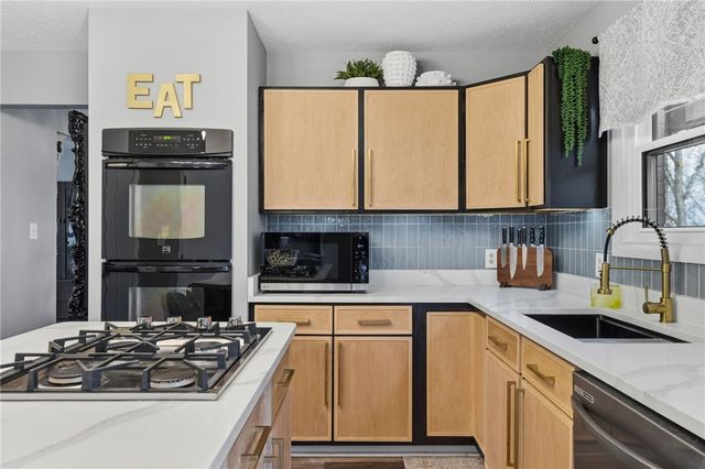 7018 Franklin Road, Seven Fields Boro, PA 16046