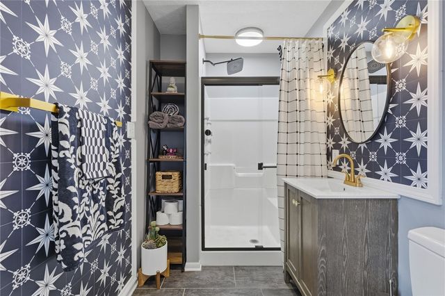 7018 Franklin Road, Seven Fields Boro, PA 16046