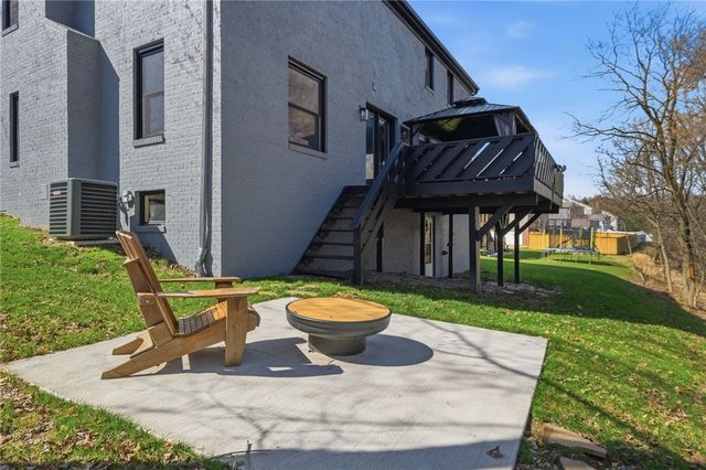 7018 Franklin Road, Seven Fields Boro, PA 16046