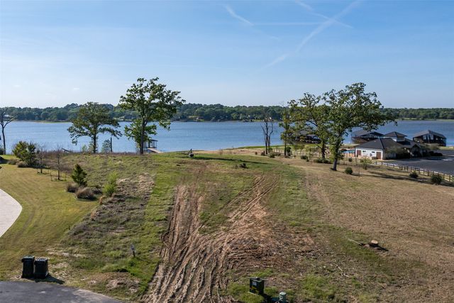 7026 Lakeshore Way, Malakoff, TX 75148