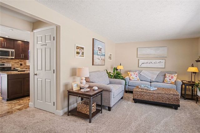 198 Kirk Road, Greece, NY 14612