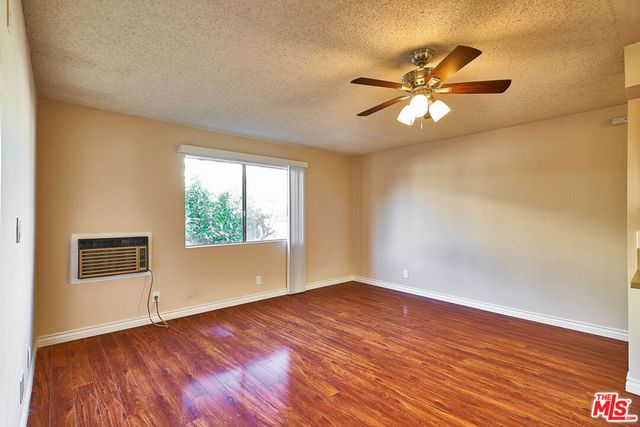 820 S St Andrews Place 203, Los Angeles, CA 90005