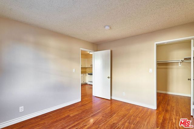 820 S St Andrews Place 203, Los Angeles, CA 90005