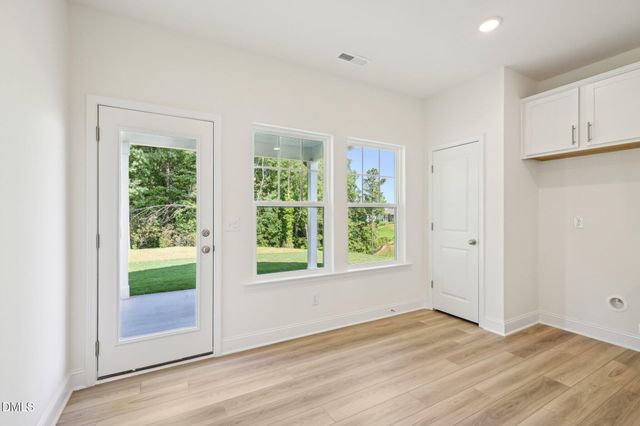 1537 Briar Brook Lane, Zebulon, NC 27597