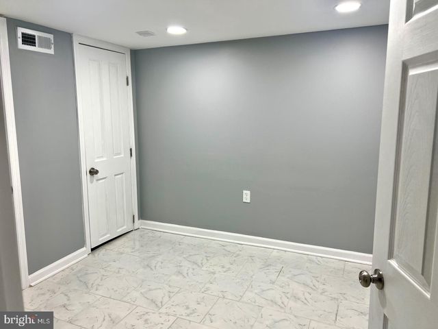 2 W JEFFREY, Baltimore, MD 21225