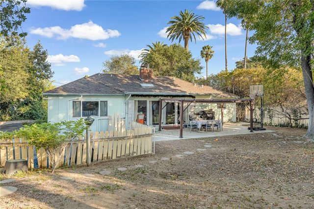 645 Woodbury, Glendale, CA 91206