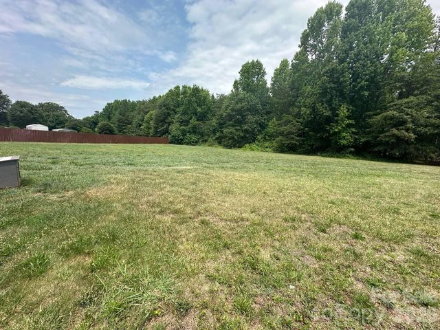 5100 Flay Road, Lincolnton, NC 28092