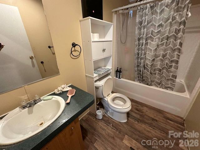 5100 Flay Road, Lincolnton, NC 28092