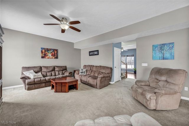 6245 W Breezeway Drive, North Ridgeville, OH 44039