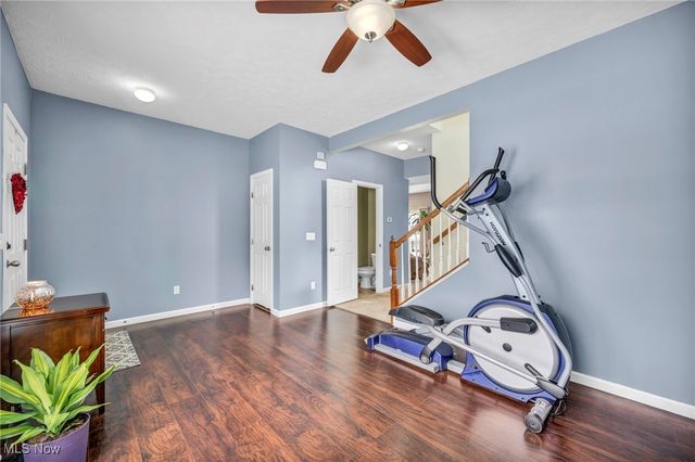 6245 W Breezeway Drive, North Ridgeville, OH 44039