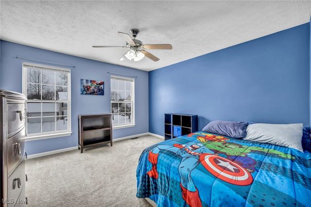 6245 W Breezeway Drive, North Ridgeville, OH 44039