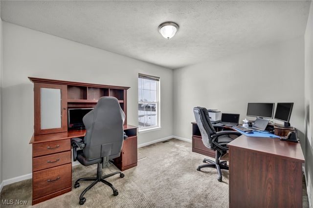 6245 W Breezeway Drive, North Ridgeville, OH 44039