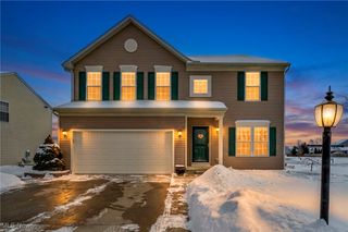 6245 W Breezeway Drive, North Ridgeville, OH 44039