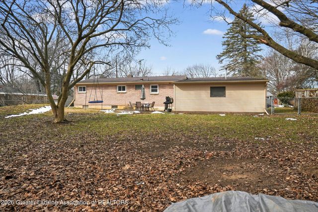 5816 Beuna Parkway, Haslett, MI 48840