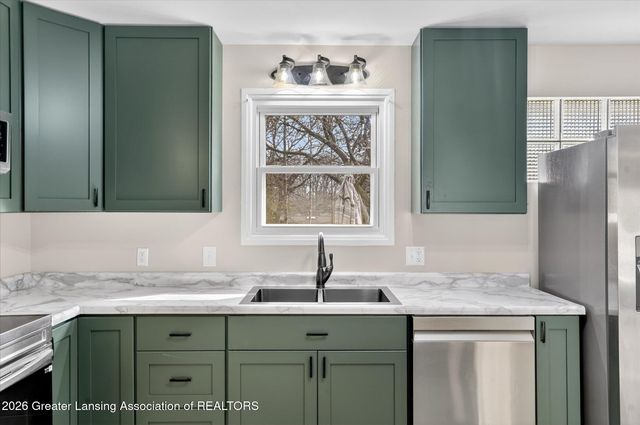 5816 Beuna Parkway, Haslett, MI 48840